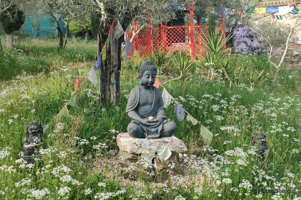 Statue of the Buddha of Absolute Awareness